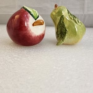 Ceramic Apple & Pear Salt & Pepper Shakers